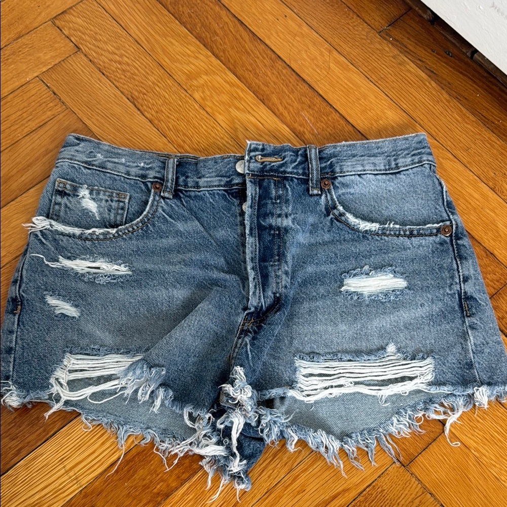 Zara Distressed Denim Women Shorts